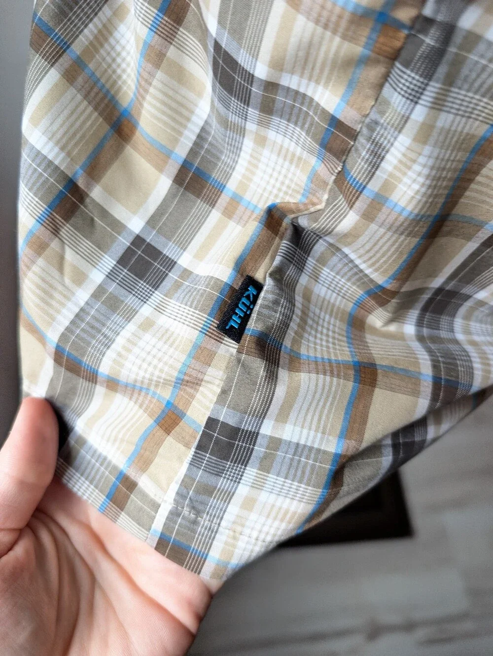Kuhl Kahki Plaid Short Sleeve Outdoor Buttondown